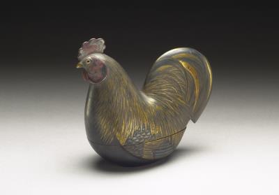 图片[2]-Rooster-shaped lacquer box, with ivory miniature dragon boat, Qing dynasty, 18th century-China Archive